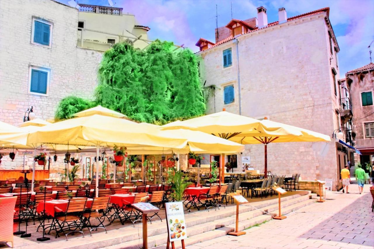 Medulić Palace Rooms & Apartments Šibenik Extérieur photo